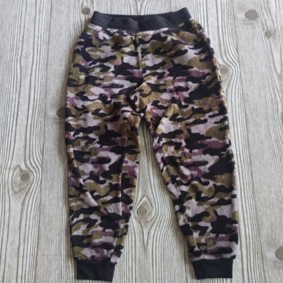 Pajama set boys size S6-7 - Picture 8 of 8